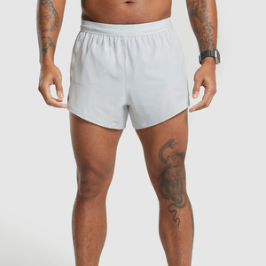 Short de sport décontracté pour homme pour l'entraînement et la course à pied Séchage rapide et écologique Bermuda à motif uni avec poches en vente - Product Image 1