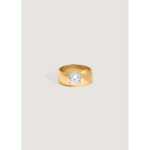Anillo de banda de cigarro con diamantes redondos de oro amarillo y blanco de Porter Fine Jewelry, estilo romántico para boda o compromiso, con engaste experto. - Product Image 1