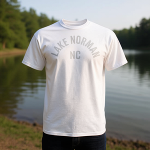 Camiseta vintage de Lake Norman Nc, North Carolina Lakeside Locals - Product Image 3
