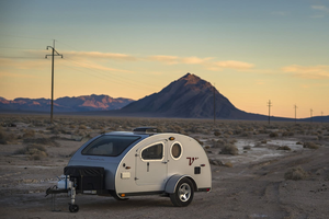 Remolque Ligero Tipo Lágrima de Alta Calidad y Bajo Precio, 4x4, Mini Caravana, Autocaravana, para Campamentos Familiares - Product Image 2