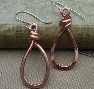 Boucles d'oreilles en cuivre larme, boucles d'oreilles pendantes, boucles d'oreilles en cuivre, créoles larme, boucles d'oreilles en cuivre martelé audacieux - Product Image 3