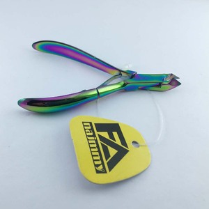 Pinces à ongles pour cuticules Instruments de soins de beauté Revêtement multiple couleur Ressort unique Produit de qualité supérieure meilleur en vente - Product Image 4