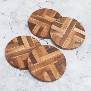 Posavasos de madera marrón redondo de primera calidad con incrustaciones de resina, elegante soporte para bebidas para café, té, vino, uso doméstico, hecho a mano de La India - Product Image 1