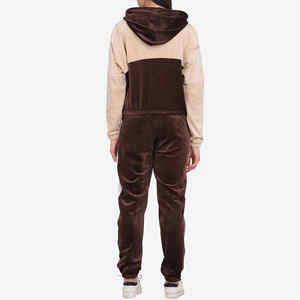 Vente en gros de survêtements d'entraînement personnalisés de haute qualité pour femmes vêtements d'entraînement de gymnastique pour femmes - Product Image 4