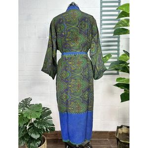 Kimono Vintage de Crepé de Seda, Ligero y Lujoso, Bata Suave y Cómoda, Regalo Perfecto para Mujer, para Usar por la Noche, Tejido de Seda - Product Image 5