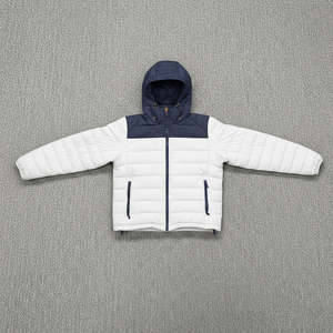 Chaquetas de Mujer Estilo Burbuja Holgadas con Cierre OEM, Logotipo Personalizado, Tela 100% Poliéster, Relleno de Algodón, Chaqueta Gruesa Transpirable - Product Image 1