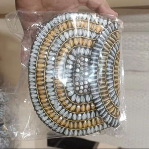 Pochettes en métal indien faites à la main avec des pierres meilleure qualité élégant sac à main en métal coquille mosaïque pour les femmes artisanat de luxe par FWE - Product Image 2