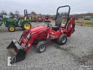 Tractor de Ruedas Massey Ferguson GC1725M de 24 HP Usado, Motor Robin, Componentes Principales Incluidos Rodamientos, en Venta - Product Image 2
