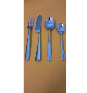 Ensemble de couverts élégant en acier inoxydable argenté Fusion de force et de brillance pour les cuisines Événements Fine Dining - Product Image 1