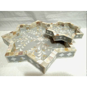 Plateaux de service en nacre moderne de luxe en gros, plateau de présentation de chocolat, plateau décoratif pour la maison, plateaux de service pour collations et biscuits - Product Image 5