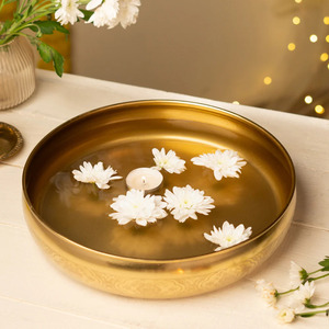 Diseño único Forma redonda Latón macizo Urli La mejor calidad Tamaño personalizado Flor de latón Urli para boda - Product Image 3