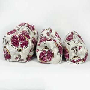 Handmade Quilted Cotton Vintage Travel Case <b>Zipper</b> Eco-Friendly Durable Pomegranate Print Cosmetic for <b>Bag</b> Waterproof - Product Image 4