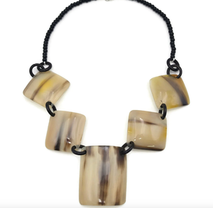 Collier en corne biologique vintage fait à la main pour femmes, bijoux en corne biologique fabriqués à la main en Inde - Product Image 5