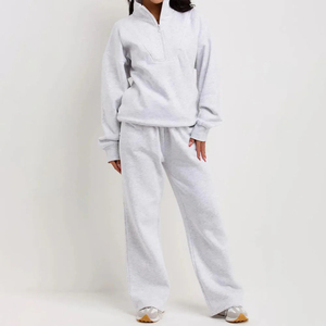 Conjunto Deportivo de Mujer de Alta Demanda para Invierno, Cortavientos Transpirable, Color de Contraste, Última Tendencia, Duradero, 100% Nailon - Product Image 1