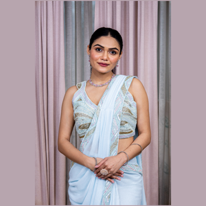 Superbe Saree bleu poudre prêt à porter avec perles artisanales de qualité supérieure et fournisseur de détails élégants d'Inde - Product Image 1
