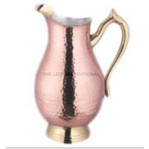 Jarra de Agua de Diseño en Acero Inoxidable con Asa de Latón, Acabado Martillado en Oro Rosa, Capacidad Personalizada - Product Image 1