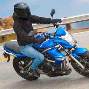 Sweat à capuche en molleton de moto personnalisé pour femmes grande taille respirant imperméable coupe-vent 100% coton nouveau Style vêtements de sport couleur noire - Product Image 5