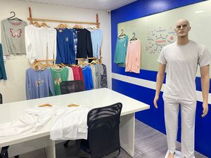 Conjuntos de Pijamas de Verano y Otoño Térmicos con Logotipo Personalizado de Alta Calidad para Hombre y Mujer, Hechos de Algodón con Cierre Elástico en la Cintura - Product Image 3