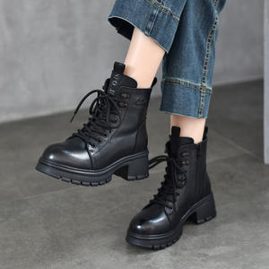 Botas de nieve para mujer con forro cálido y suela gruesa, botas de moda con cremallera lateral, botines casuales de punta puntiaguda fáciles de poner - Product Image 1