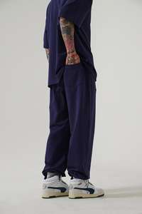 กางเกงจ็อกเกอร์ผู้ชายปี 2023 น้ำหนักเบา สไตล์สตรีท ข้อเท้าแบบยางยืด มีเชือกผูก ทรงหลวม ผ้าฝ้าย 100% คุณภาพพรีเมียม ขายส่ง OEM - Product Image 3