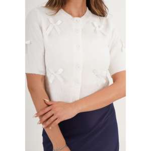 Wholesale Short Sleeve <b>White</b> Bow Ribbon Knitted <b>Cardigan</b> for <b>Women</b> - Product Image 1