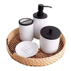 Plateau de service alimentaire rond en rotin le plus vendu de qualité deluxe avec design tissé, parfait pour l'hôtellerie et les repas élégants - Product Image 1