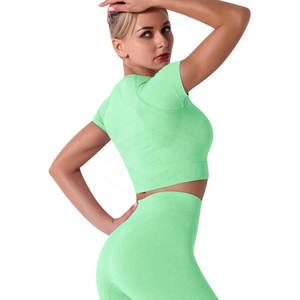 Ensemble de yoga personnalisé de haute qualité pour femmes, vêtements de fitness serrés et respirants avec logo à l'avant, motif solide, grande taille, portable - Product Image 4