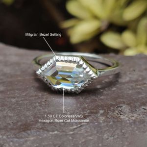 Étincelle et brillante de haute qualité à la mode hexagone Rose coupe femmes mariage bague de fiançailles en Moissanite 925 argent Sterling - Product Image 4