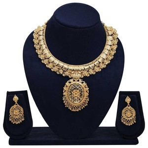 Conjunto de collares chapados en oro de 14K 18K 24K a la moda al por mayor conjunto de collares de diseño floral conjunto de joyería de lujo relleno de oro de latón - Product Image 1