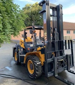 4X4 Diesel Counterbalance <b>Forklift</b> Rough Terrain Seated Operation Manufacturing Plant Use. - Product Image 4