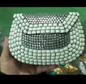 Bolso de noche de mosaico decorativo con correa de cadena para eventos nocturnos Monedero de mosaico redondo hecho a mano para uso tradicional y moderno - Product Image 1