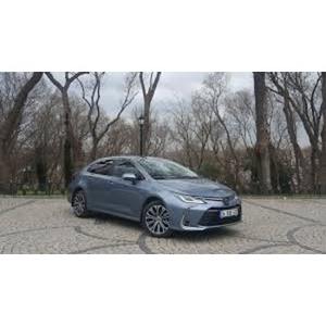 2017 Toyota Avensis-Bien mantenido - Product Image 3