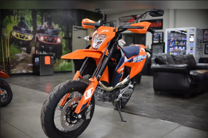 มอเตอร์ไซค์ KTM SMC 690 R รุ่นใหม่ ปี 2026 สำหรับขาย รถมอเตอร์ไซค์วิบาก - Product Image 5