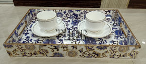 Plateaux de service en bois avec poignée grand moyen et petit plateau en bois polyvalent léger et robuste (lot de 3) - Product Image 2