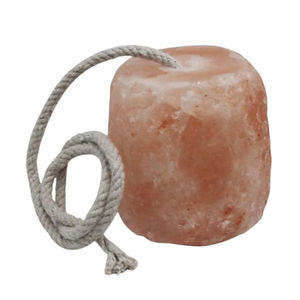 Pierre à Sel Animal Rose de l'Himalaya Artisanat Naturel Riche en Nutriments et Minéraux pour Usage Animal - Product Image 1