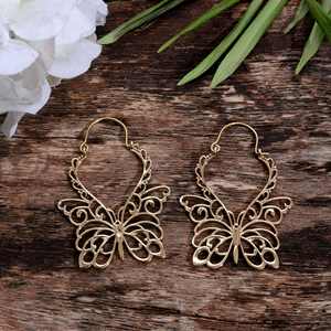 Boucles d'oreilles créoles papillon en laiton doré léger Bijoux en laiton de style classique mignon Boucles d'oreilles à la mode - Product Image 5