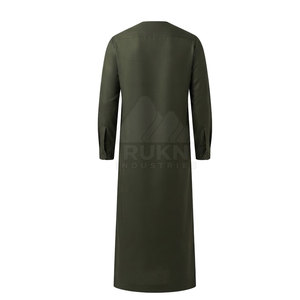 Kandura Émirati Élégant, Thobe Arabe Traditionnel pour Hommes, Sans Col, à Franges sur le Devant, Longueur Cheville, Coupe Fluide, en Coton Léger - Product Image 6
