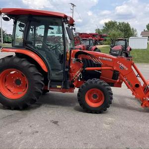 Retroexcavadora Kubota LA1055 Usada en Buen Estado con Cargador Frontal, Modelo 2023, Carga Nominal de 15 Toneladas, Bomba Hidráulica MOOG en Venta - Product Image 1