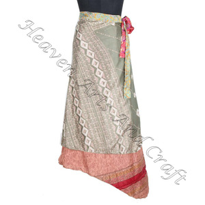 Jupes portefeuille indiennes vente en gros jupe portefeuille réversible en soie à deux couches Boho élégant multicolore vêtements d'été mode confortable - Product Image 2