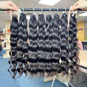 Extensions de cheveux humains bruts vietnamiens vierges de style droit avec fermetures en dentelle ondulée naturelle - Product Image 1