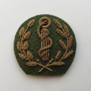 Badges brodés à la main tendance, patchs décoratifs en tissu brodé les plus vendus avec personnalisation de marque, fournisseur en gros - Product Image 2