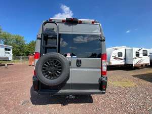 20C 2026 C-O-A-C-H-M-E-N RV N N-O-V-A - Product Image 4