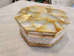 Boîte à bijoux mère de perles Boîte de rangement pour bijoux en pierres précieuses Incrustation de perles mère tendance avec pierre de marbre pour l'emballage de bijoux - Product Image 3