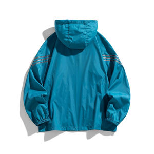 Veste respirante légère pour hommes Protection solaire Conception à capuche pour la course et les activités de plein air Haut décontracté à motifs géométriques - Product Image 2