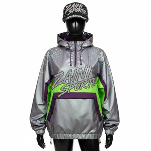 Veste coupe-vent en polyester métallisé 190 GSM pour femmes, panneaux argentés, verts et violets, avec logo personnalisé par transfert thermique, veste pour femmes - Product Image 1