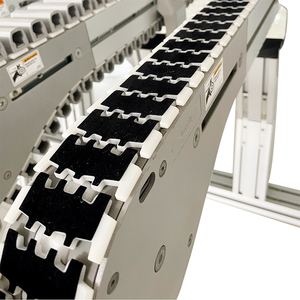 Transportador de cadena aterciopelada MS3 CL 5 para transporte de productos en producción - Product Image 2