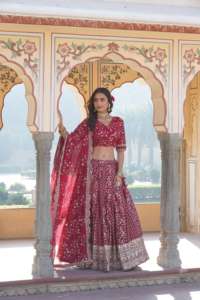 Último diseñador Pure Viscose Jacquard Bordado Secuencia Trabajo Lehenga Choli Por Fab Zone - Product Image 4