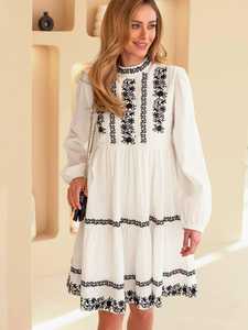 Tunique florale bohème à manches longues écologique Mini robe brodée en coton blanc pour les loisirs Service OEM disponible - Product Image 2