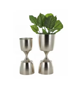 แจกันดอกไม้ทำจากสแตนเลสสำหรับตกแต่งภายในและภายนอกบ้าน - Product Image 2