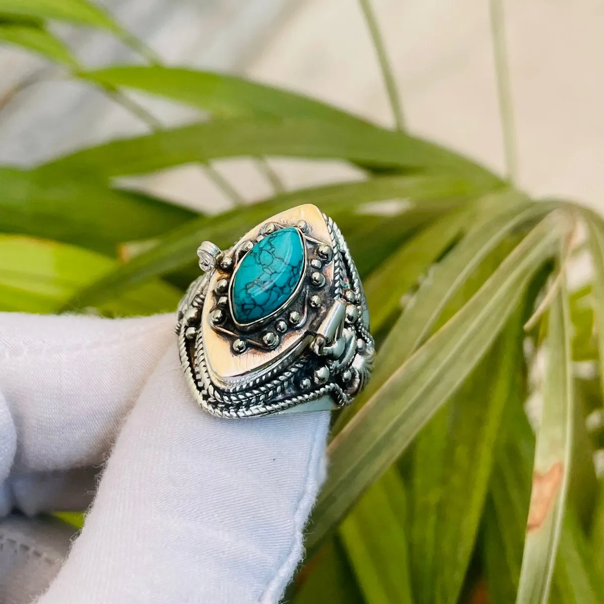 Wholesale Brass Poison Rings With Floral Design Silver Plating And Natural Turquoise Gemstone For Women And Girls